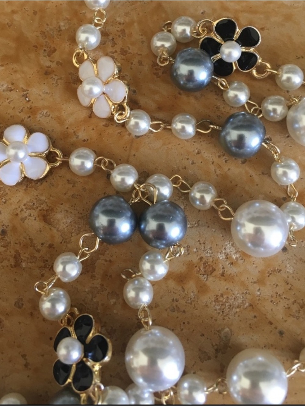 Magnolia Floral & Pearl Beaded Necklace - Picture 5 of 14